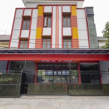 Reddoorz @ Jemursari Surabaya 2 Dış mekan fotoğraf